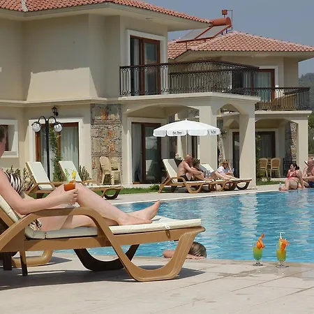 Casa de Férias Orka Mountain View Villas Fethiye